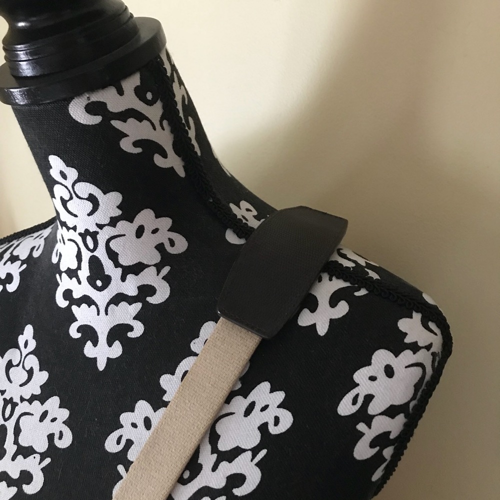 Coach crossbody - Picture 2 of 3